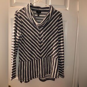 Jones New York Top Size L Heather Navy Striped Long Sleeves Turtle Neck knit